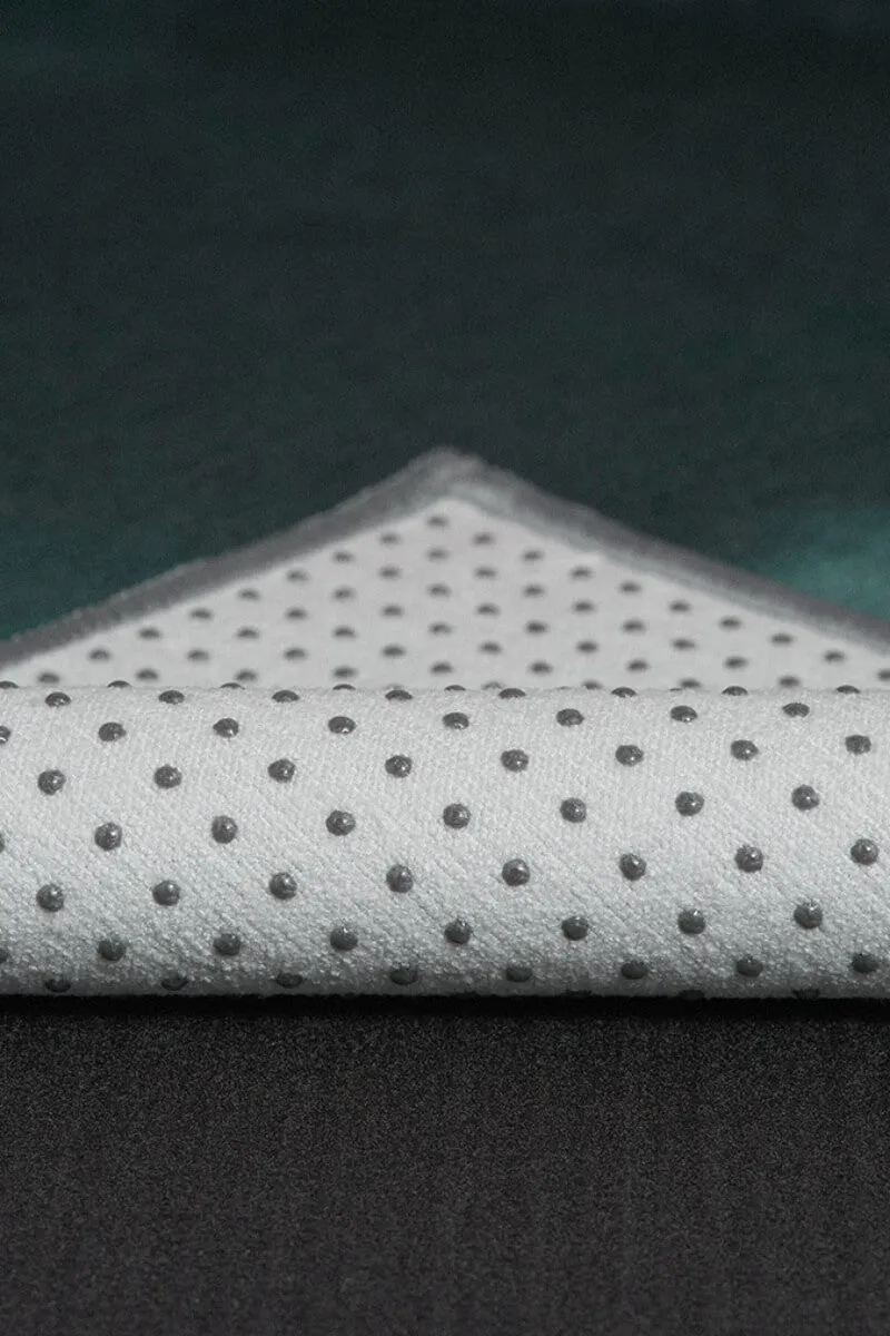 MANDUKA // YOGITOES SKIDLESS MAT TOWEL - LUNAR