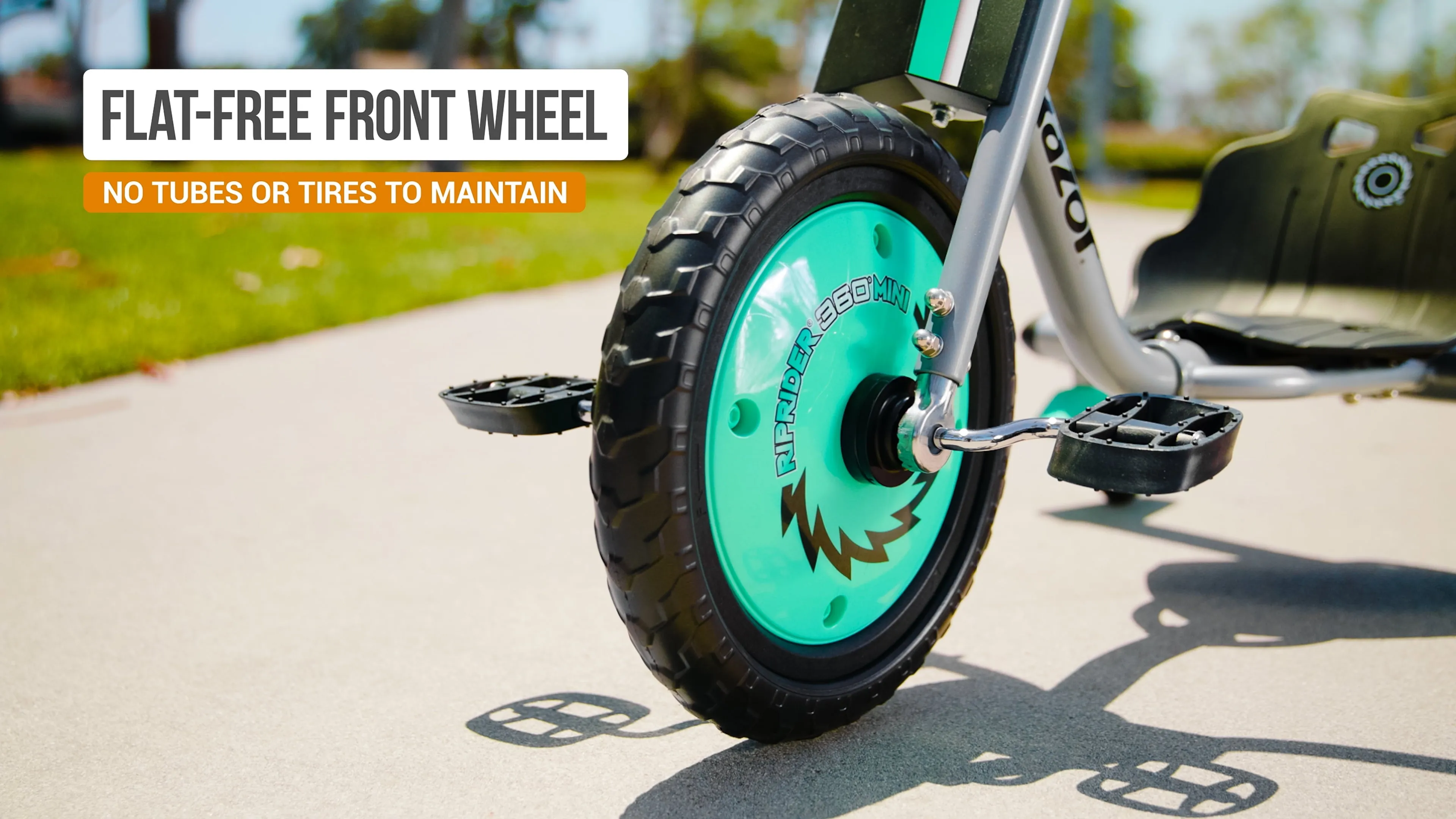 Razor RipRider 360 Mini - Teal, 360 Degrees Caster Tricycle, Easy Drifting, for Child Ages 3 