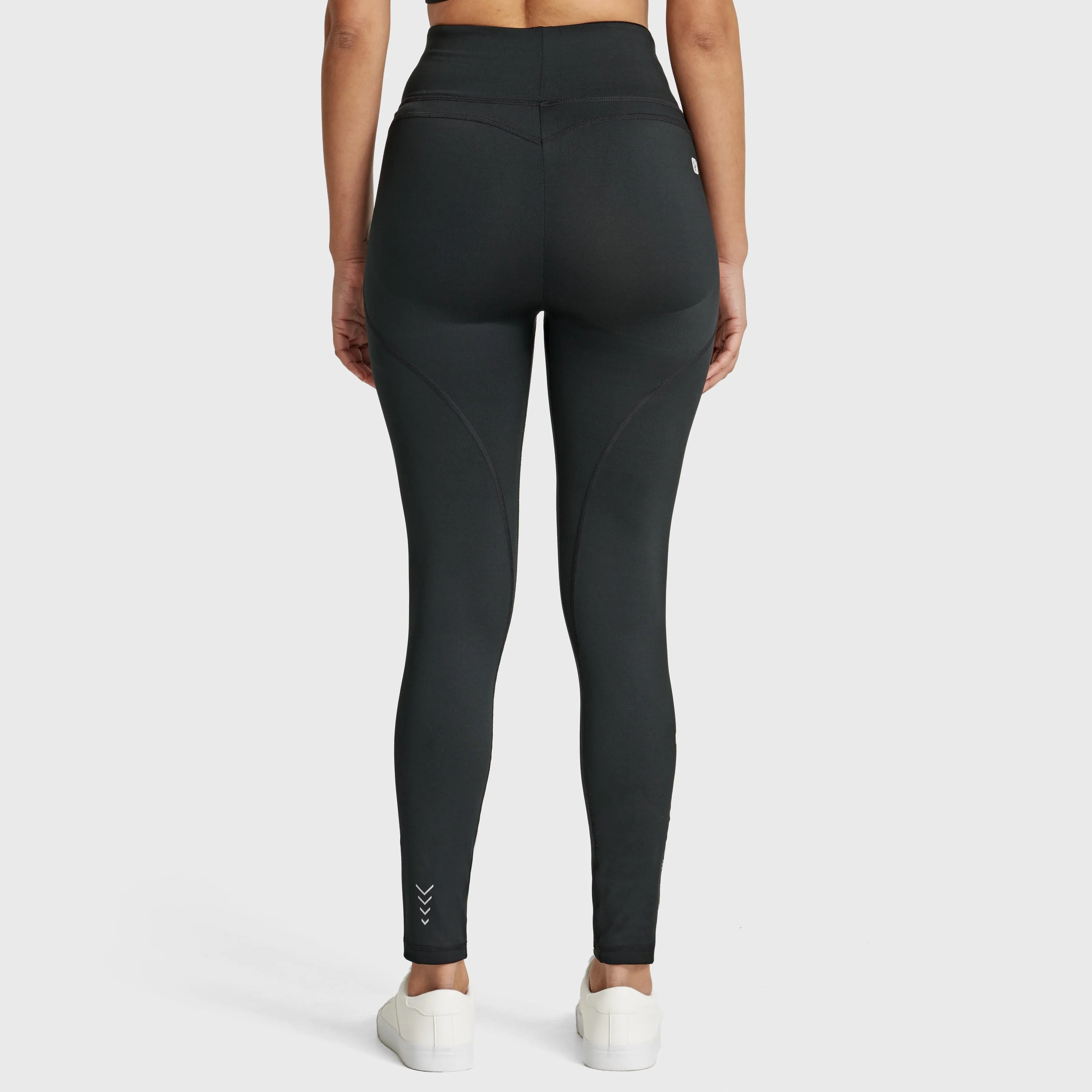 WR.UP Diwo Sport - High Waisted - 7/8 Length - Black