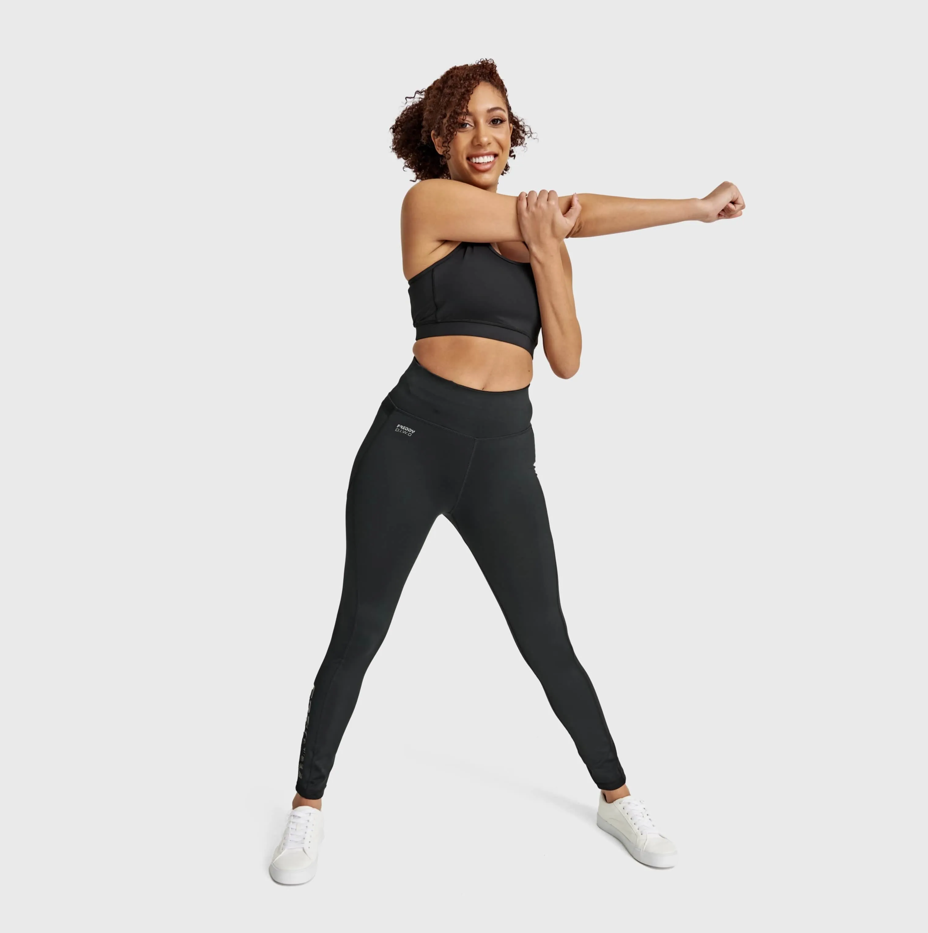 WR.UP Diwo Sport - High Waisted - 7/8 Length - Black